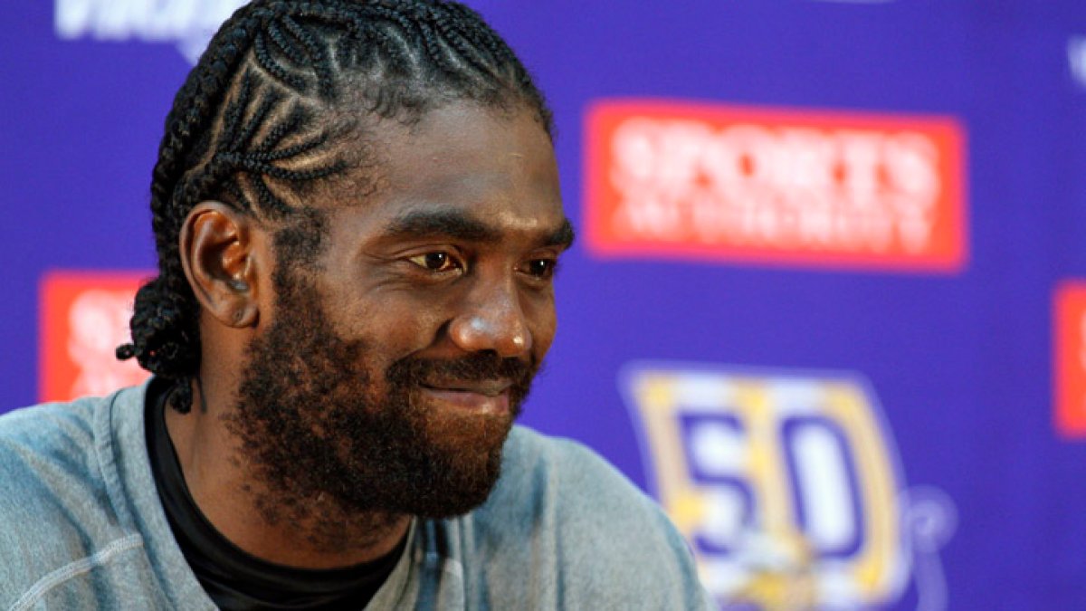 Randy Moss remembers his roots with Rand University