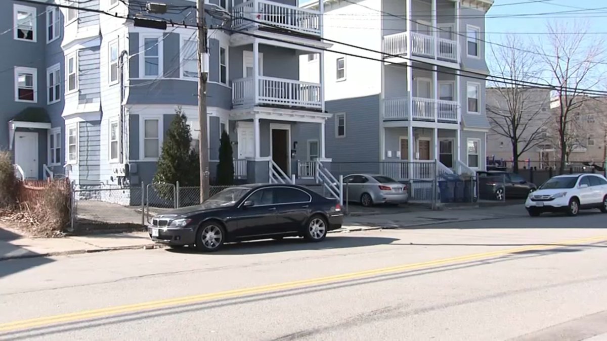 1 Dead, 1 Critical in Lawrence Shooting – NECN