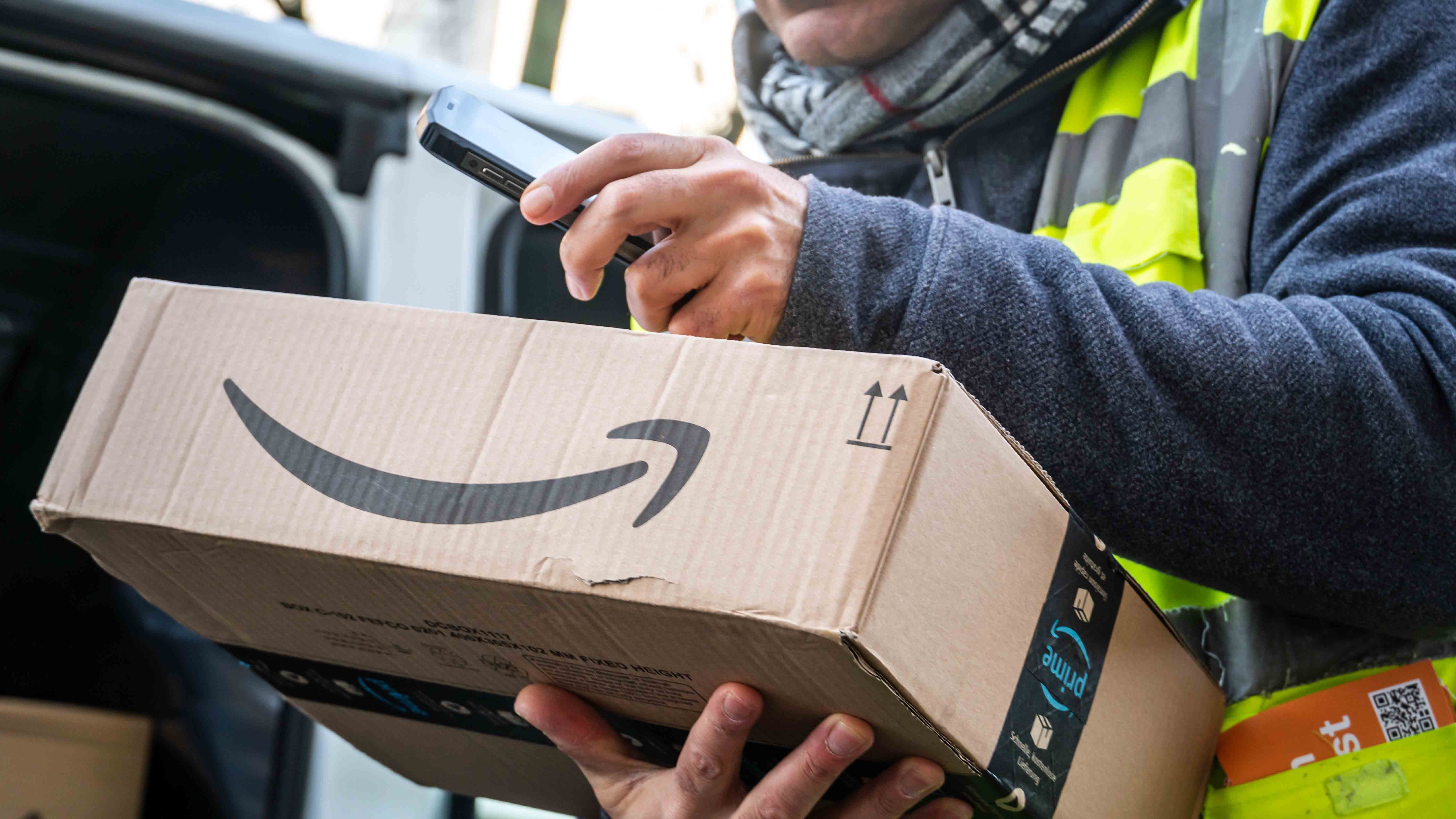 amazon pauses shipping