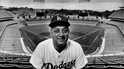 Tommy Lasorda, fiery Hall of Fame Dodgers manager, dies at 93