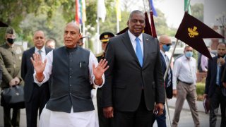 U.S. official visits India