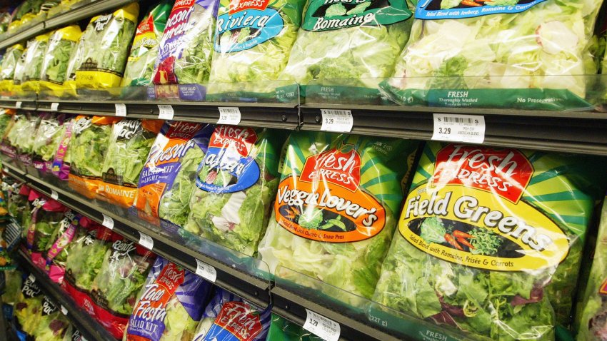 SAN FRANCISCO – JUNE 19:  Fresh Express & Ready Pak Pre-Packaged salad sits on the shelf at a Bell Market grocery store June 19, 2003 in San Francisco, California.  Packaged salad which was near non-existent a decade ago has become the second fastest selling item on grocery shelves behind bottle water, overall the retail market for bagged salad is $2 billion annually.  (Photo by Justin Sullivan/Getty Images)