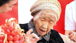 world's oldest person, Japanese woman Kane Tanaka