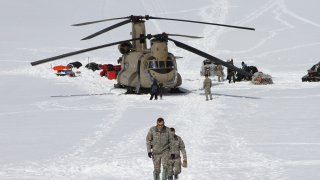 Alaska army helicopter
