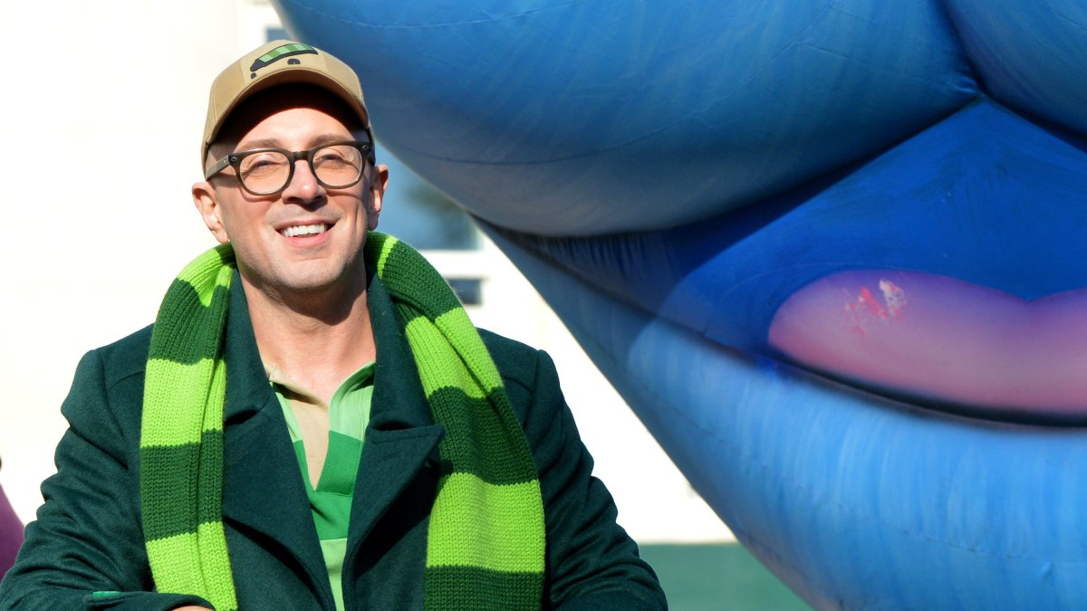 Beloved Blue's Clues' Star Steve Burns Reveals Why He Left Show and What He's Learned Since