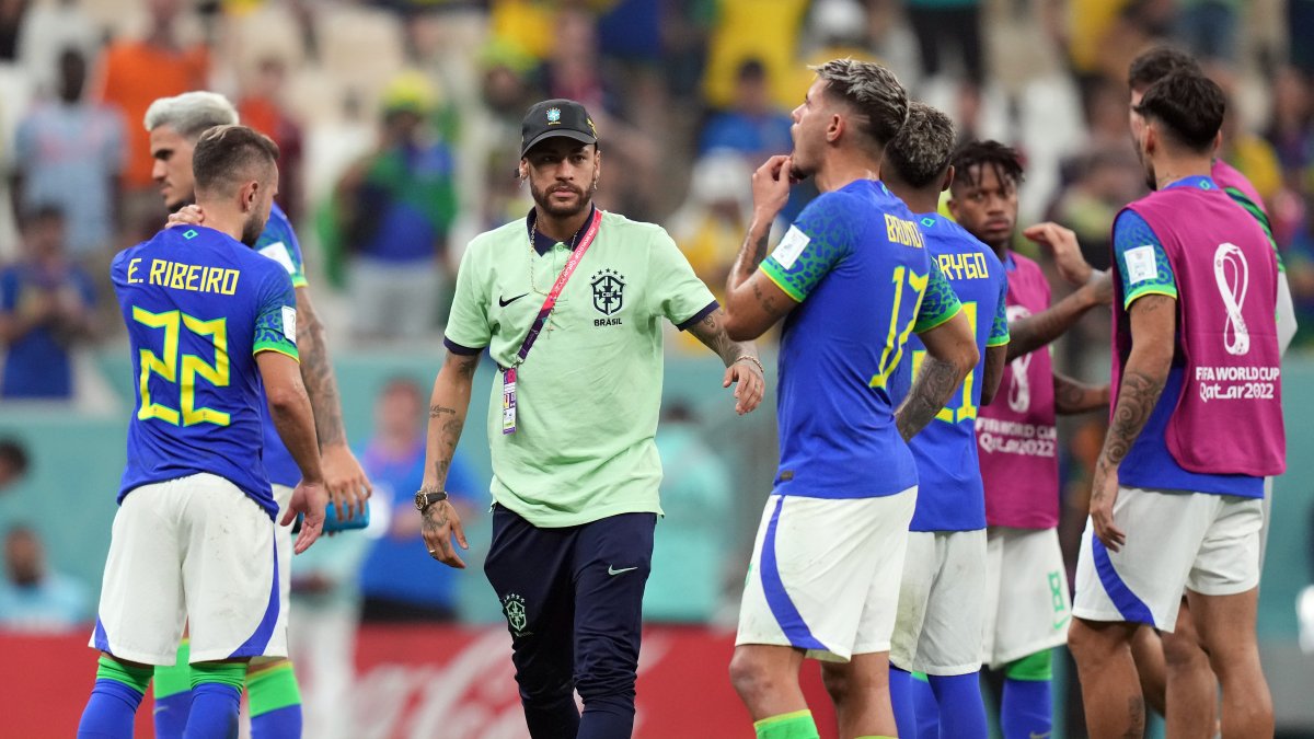 Neymar returns as Brazil knock out South Korea to reach World Cup