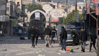 Palestinians clash with Israeli forces