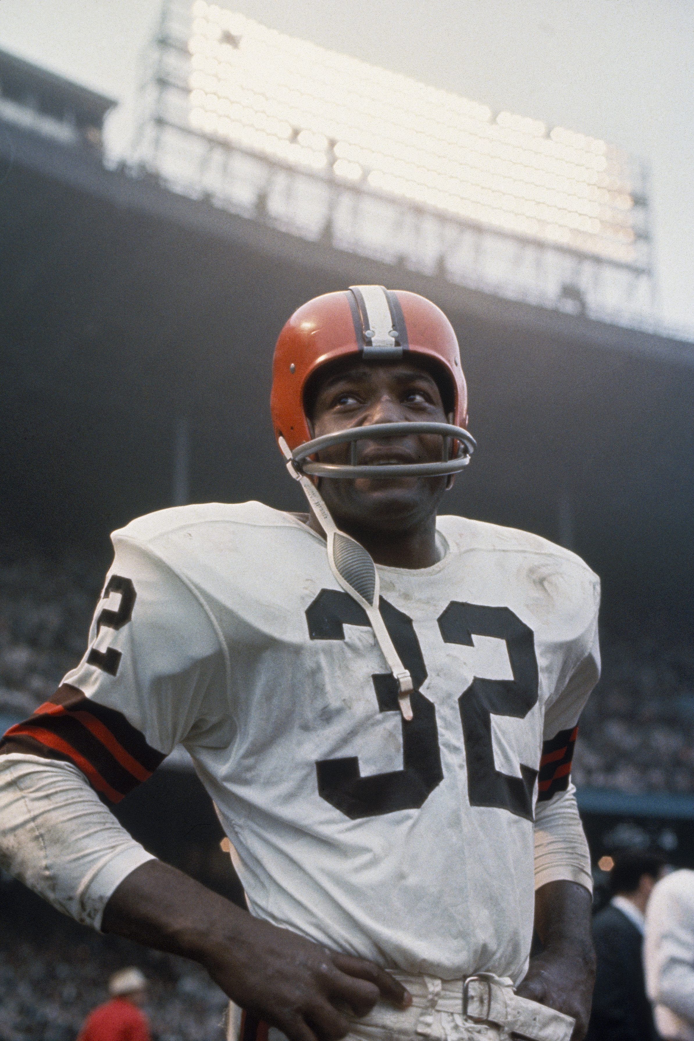 \ud83c\udfc8 All-time NFL great running back, social activist Jim Brown dead at 87