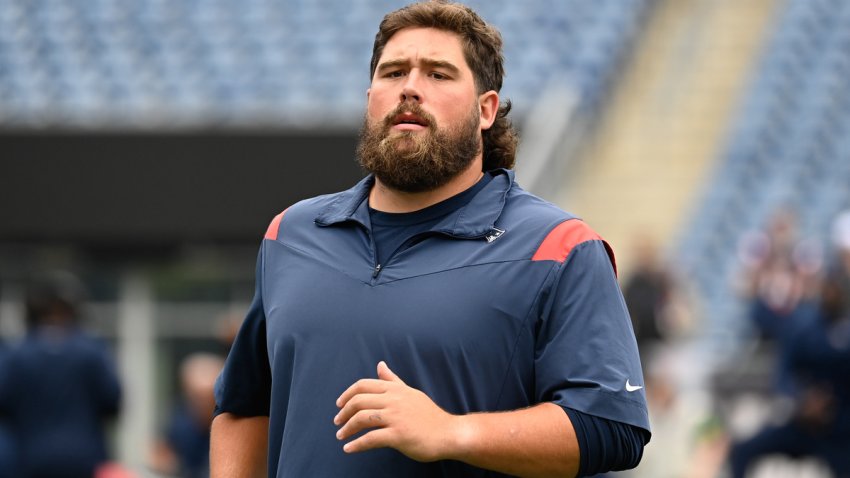 Patriots center David Andrews