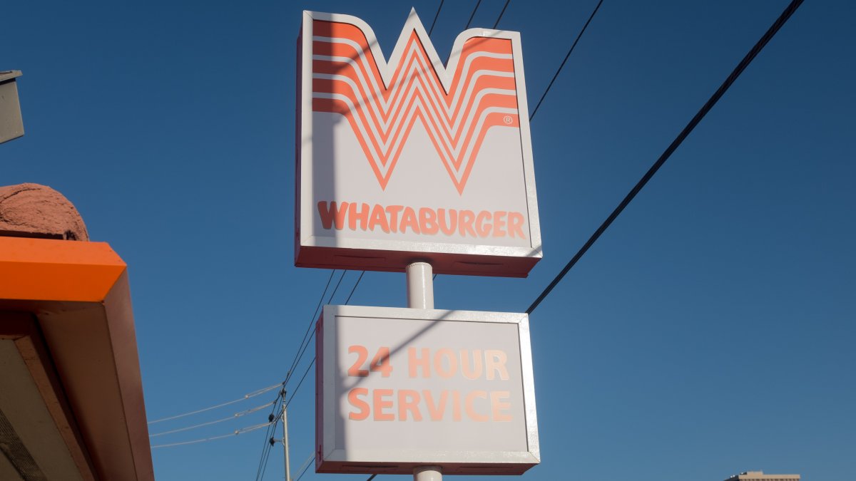 How Whataburger was a light in Hurricane Beryl’s darkness NECN