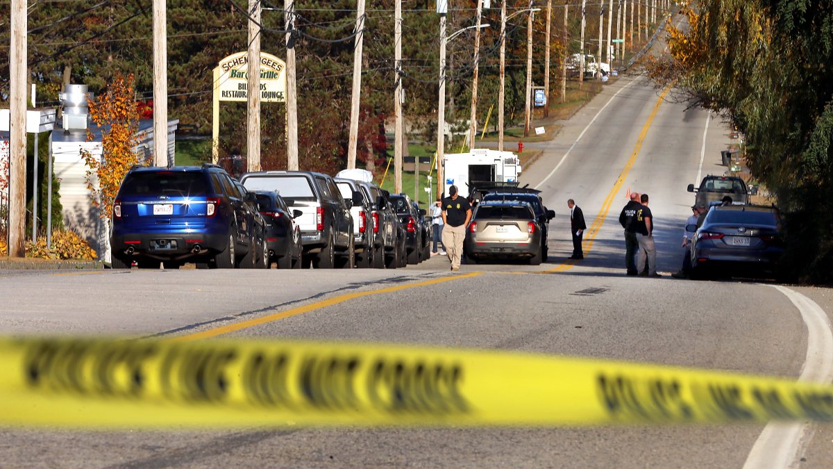 Maine shooter’s commanding Army officer says he had limited oversight ...