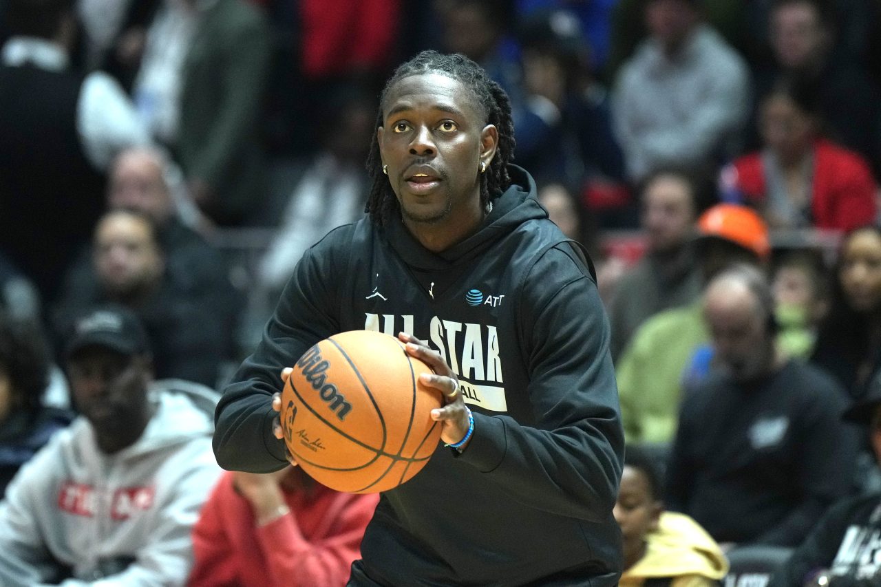 Jrue Holiday impresses in first Celtics practice since trade
