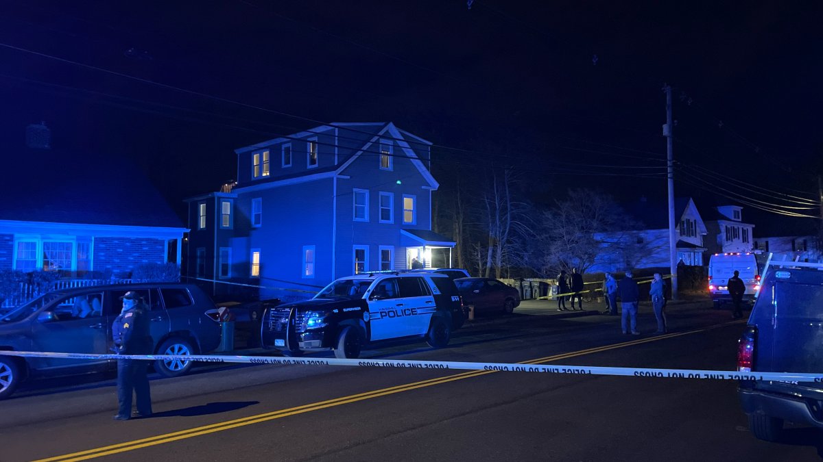 Two People Found Shot Dead Inside Haverhill Mass Home Necn 6109