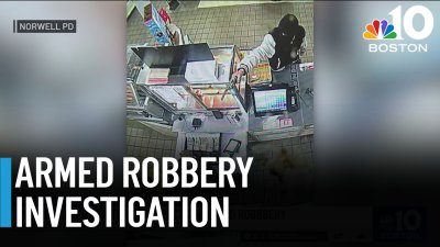 Armed robbery in Norwell under investigation