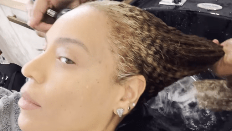 Beyoncé shares rare look at her natural hair with wash day routine – NECN