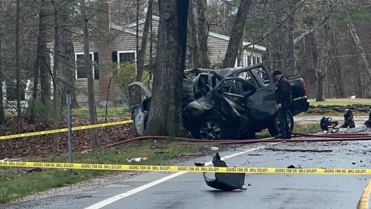 Pelham NH Mammoth Road crash NECN