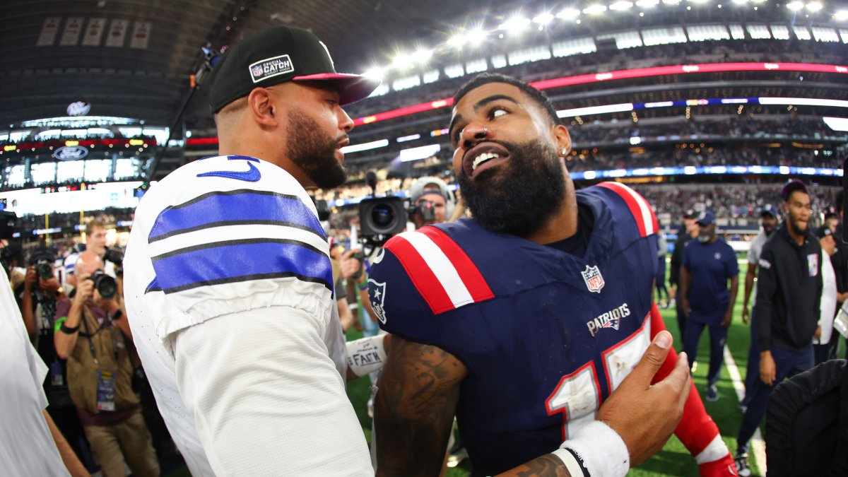 Ezekiel Elliott reuniting with Cowboys after year with Patriots: Report ...