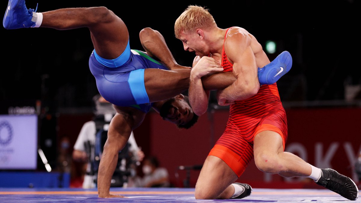 Wrestling at the 2024 Olympics in Paris Rules, schedule, format NECN