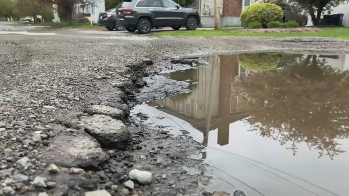 Boston Leaders Push For Pothole Repairs On Private Roads – Necn