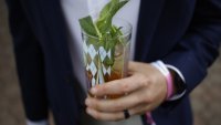 Here's how you can make a yummy mint julep, a Kentucky Derby tradition, in the comfort of home