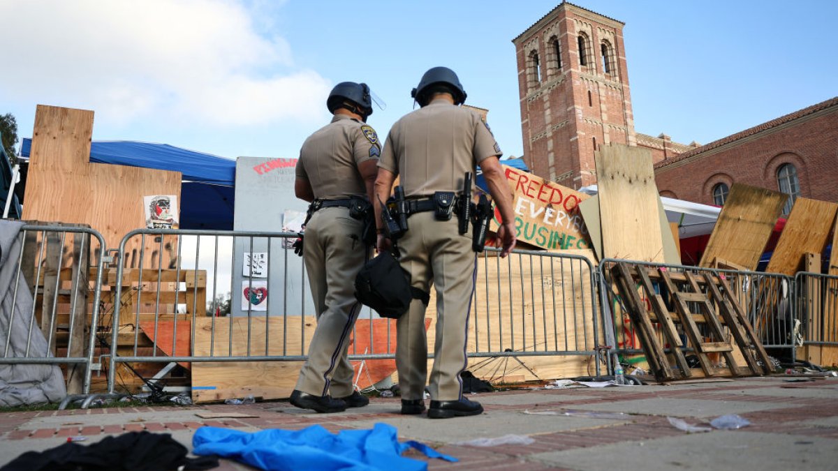 UCLA cancels classes after violence erupts on campus over the war in ...