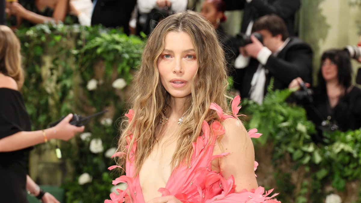 Jessica Biel shuts down the 2024 Met Gala with jaw-dropping petal gown ...