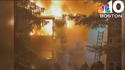 2 people rescued from apartment building fire in Worcester