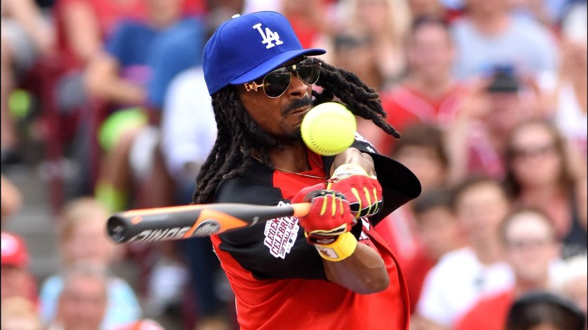 Snoop Dogg playing softball