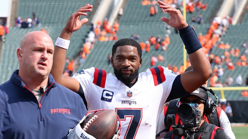 Patriots quarterback Jacoby Brissett