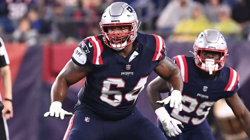 Patriots offensive guard Layden Robinson