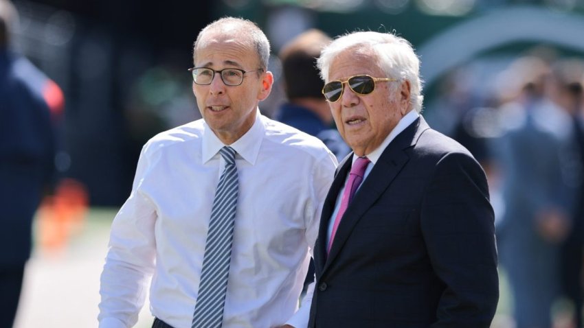 Robert Kraft, Jonathan Kraft