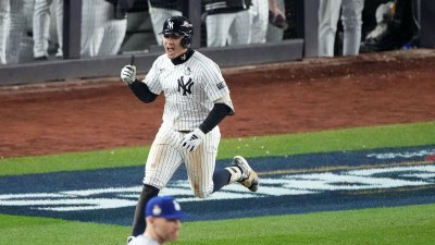 Yankees stay alive to force Game 5