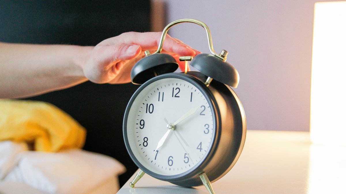 Daylight saving time is coming to an end. When is it? What to know NECN