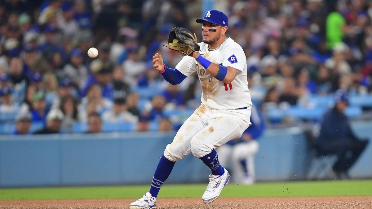 MLB Free Agents 2024-25: Top Five Shortstops – NECN