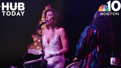 RHONY star Countess Luann brings cabaret show to Boston