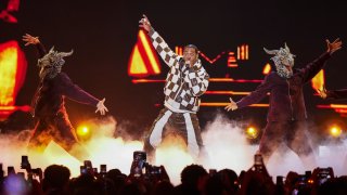 Busta Rhymes performs during the MTV European Music Awards