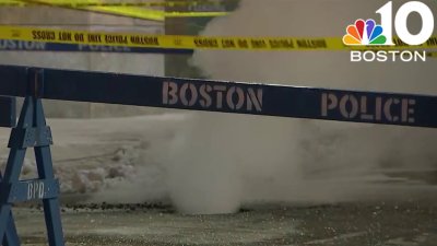 Broken water pipe in Boston disrupts traffic